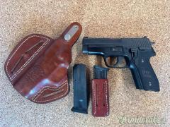 SIG-Sauer P228 9x21mm IMI