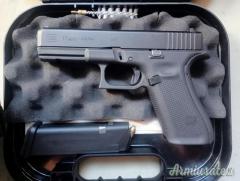 Glock 17 9x21mm IMI