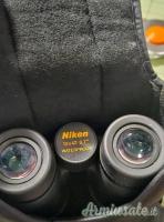 Vendo binocoli Nikon Monarch 10x42.