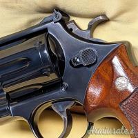 Smith & Wesson 29-2 .44 Auto Mag