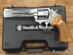 Dan Wesson Model 686 .32 H&R Magnum