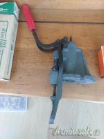 Trafilatore e Lubrificatore vintage per palle di piombo Lyman! Modello 450 .