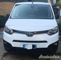 Autocarro 3 posti Toyota proace city