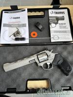 Taurus 627 TRACKER .357 Magnum  canna 6.5” 7 colpi