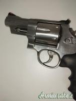 REVOLVER  SMITH & WESSON MOD. 629 ES EMERGENCY SURVIVAL TOOL KIT CAL. 44 MAGNUM.
