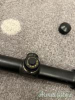 Weaver T6 1/8 Moa Crosshair con dot