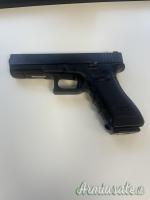 Glock 22 .40 Smith & Wesson | Auto  |  10 x 21 mm