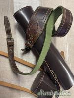 Astuccio ottica vintage con cinghia