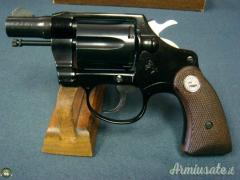 Cerco guancette colt agent prima serie