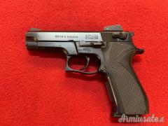 Smith & Wesson 5904 9x21mm IMI