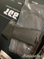 Vendo impugnatura Magpul per AK