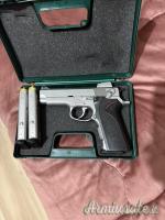 Smith & Wesson 4006 .40 Smith & Wesson | Auto  |  10 x 21 mm