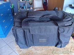 Borsone UTG Range Nero materiale sintetico alta qualità.