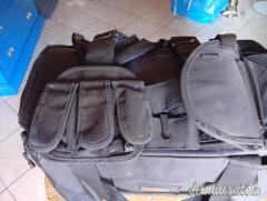 Borsone UTG Range Nero realizzato in materiale sintetico di Alta Qualità