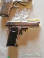 VENDO COLLEZIONE DI VECCHIE PISTOLE BERETTA BROWNING BERNARDELLI ETC