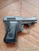 VENDO COLLEZIONE DI VECCHIE PISTOLE BERETTA BROWNING BERNARDELLI ETC