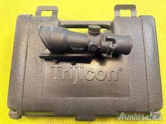 Trijicon ACOG 4×32, Model TA01, Slitta M16 / AR15