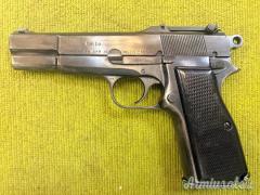 HP35 Inglis MK.1*, 1945, Sportiva, 9x19 (9 Parabellum)