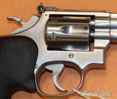 Revolver Smith Wesson 617 Cal.22LR Sportivo