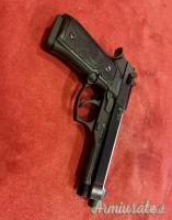 Pistola Marca Beretta Mod. 92 FS Cal. 22 L.R.
