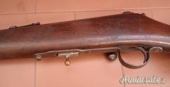 Carabina otturatore Savage  e Sciabola.