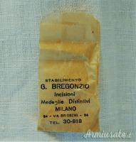 Distintivo d’epoca nazista da berretto per “FALLSCHIRMJAGER” realizzato “BREGONZIO-MILANO”