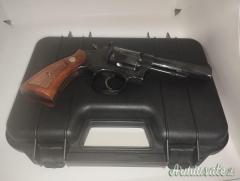 REVOLVER S&W MOD 15-6 CAL.38 S&W SPECIAL.