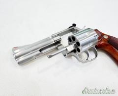 SMITH & WESSON  686 - 357 MAG