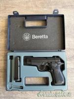 Beretta 84 F .380 ACP  | 9x17mm Browning Short