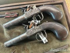 COPPIA DI PISTOLE MONOCOLPO AD AVANCARICA -  CAL: 45