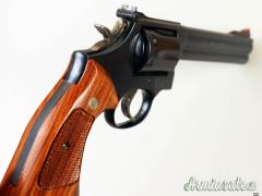 Smith & Wesson 586-3 .357 Magnum  |  9x31mmR  | .353 Casull