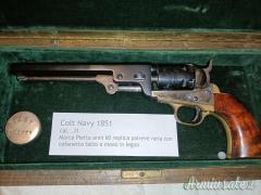 Pietta Colt Navy 1851 in cofanetto e velluto