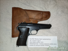 Pistola CZ-52 con fondina originale