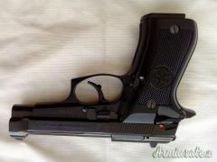 Beretta 84 Cheetah  .380 ACP  | 9x17mm Browning Short