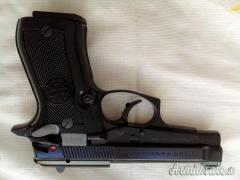 Beretta 84 Cheetah  .380 ACP  | 9x17mm Browning Short