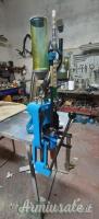 PRESSA DILLON 650XL CON ALIMENTATORE BOSSOLI + CARICATORE AUTOMATICO TUBO INNESCHI DILLON