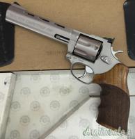 Taurus Tracker Competition Pro .357 Magnum (Presenta Difetto)