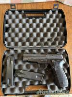 SIG-Sauer P226 9x21mm IMI