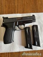 SIG-Sauer P226 9x21mm IMI