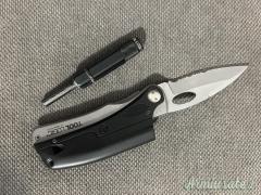 Coltello da soccorso con torcia ,acciaino e fischietto