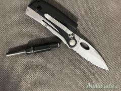 Coltello da soccorso con torcia ,acciaino e fischietto