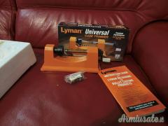 LYMAN Universal Trimmer Tornio per Bossoli con 9 Pilotini