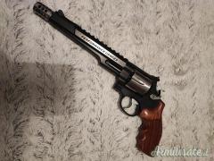Smith & Wesson 629 Hunter .44 Remington Magnum Custom
