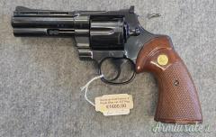 Revolver Colt Python 4'' Royal Blue Cal. 357 Mag. (Usato pari al nuovo)