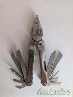 Leatherman Super Tool 300 argento, ottime condizioni