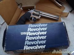Smith & Wesson 617 22 LR  .22 LR Long Rifle