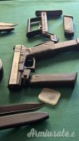 glock 17 9x21 con tanti accessori