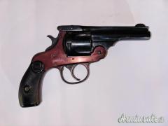 Revolver marca Harrington & Richardson - cal.32 a canna Basculante da 6 Colpi