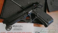 Bruni 92 cal. 8 Beretta AUTO con valigetta istruzioni e 50 colpi Fiocchi