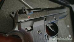 Bruni 92 cal. 8 Beretta AUTO con valigetta istruzioni e 50 colpi Fiocchi